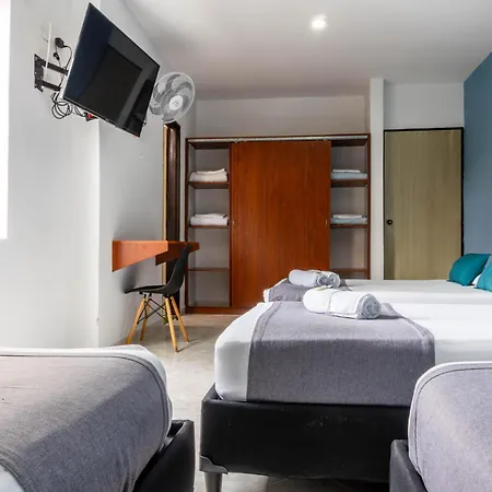 Hotel Ayenda 1228 Balcones De La 70